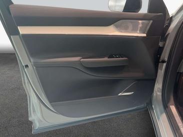 Volvo EX90 Ultra Twin Motor — photo 15