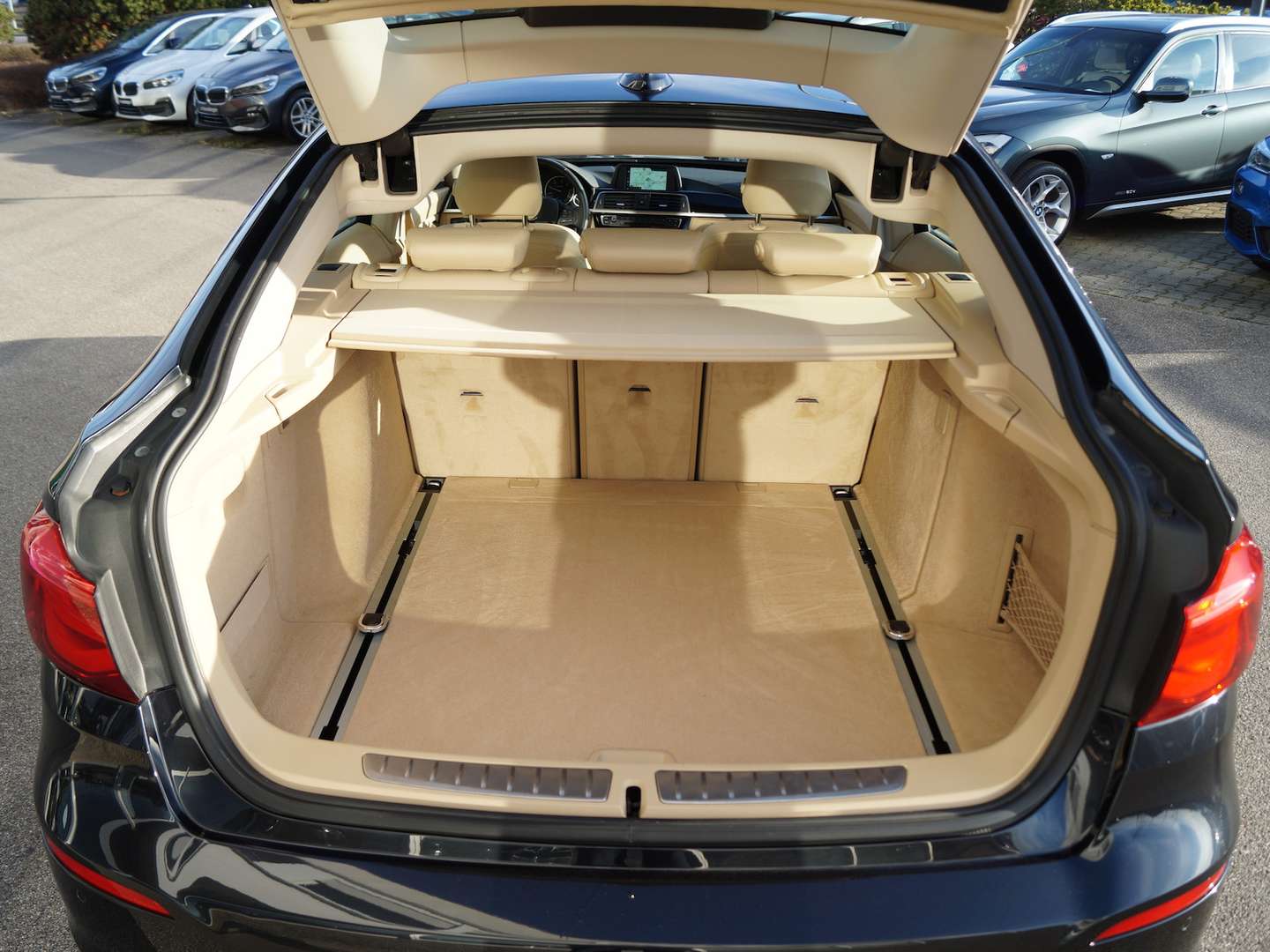 BMW Série 3 GT 320d - 2018 - Joinsteer - #14