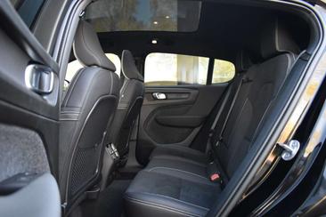 Volvo C40 Recharge — photo 13