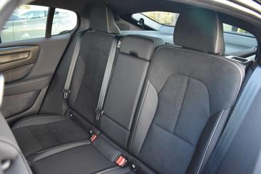 Volvo C40 Recharge — photo 15
