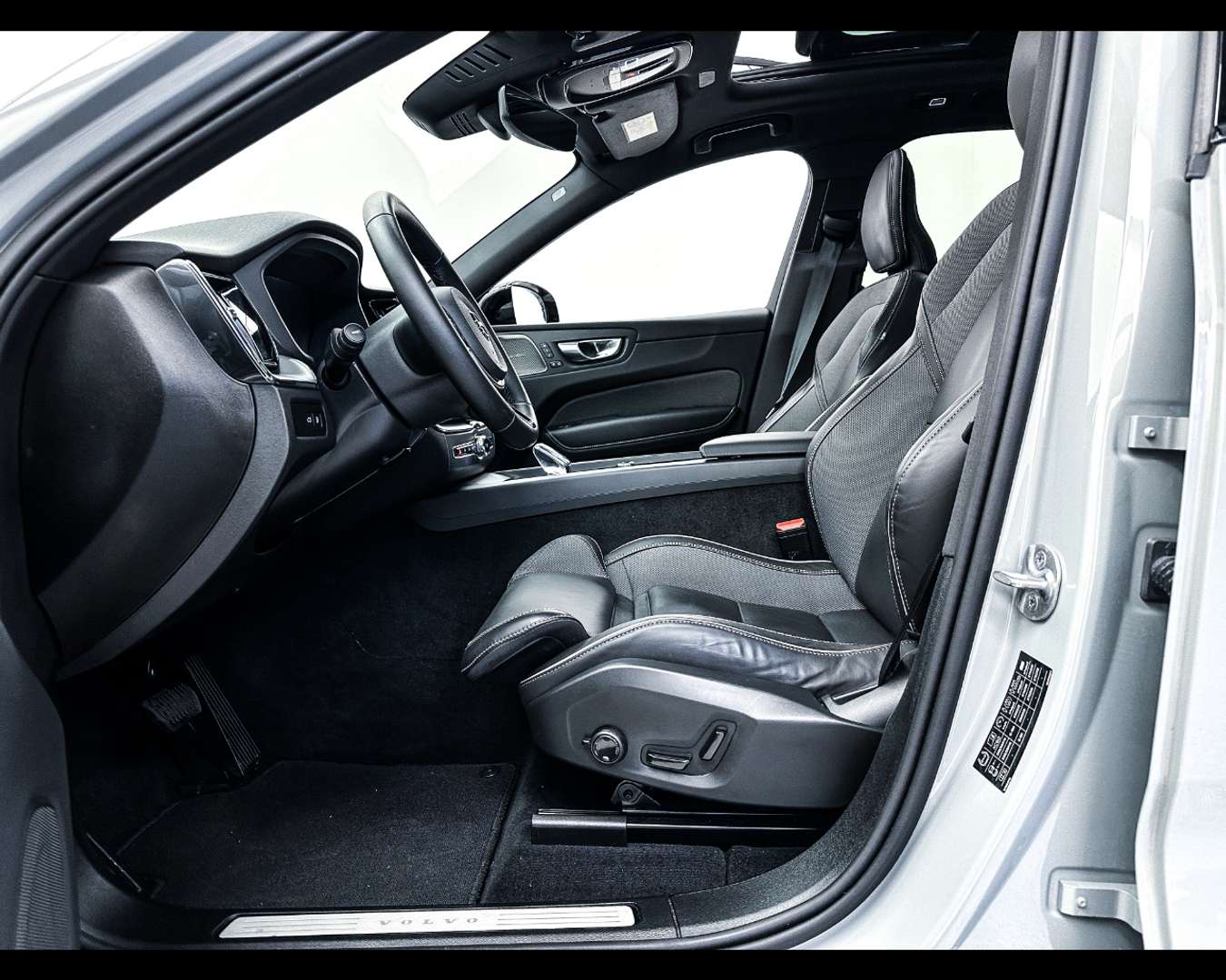 Volvo XC60 T6 Recharge Plus - 2025 - Joinsteer - #5