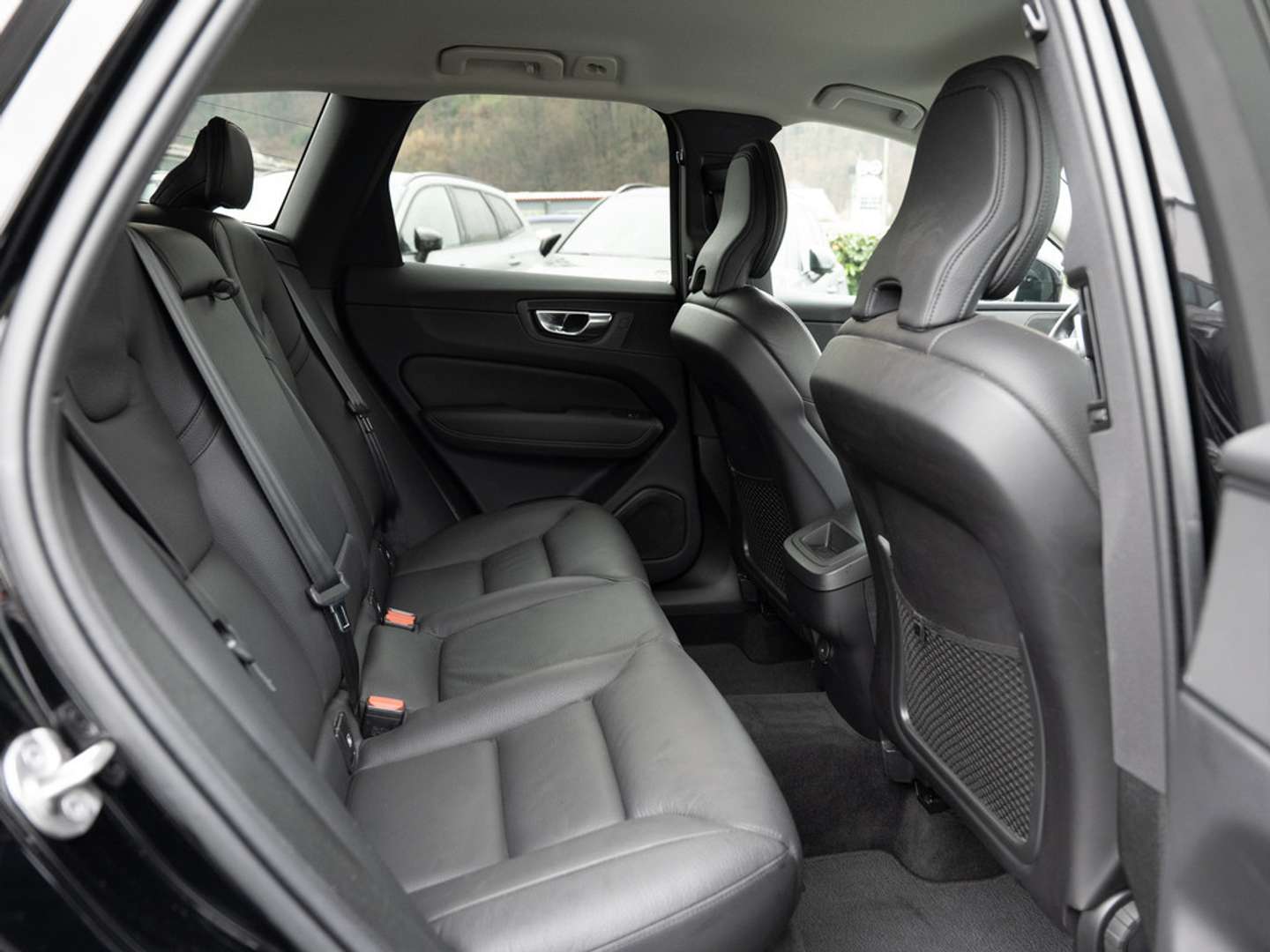 Volvo XC60 B4 Momentum - 2022 - Joinsteer - #5