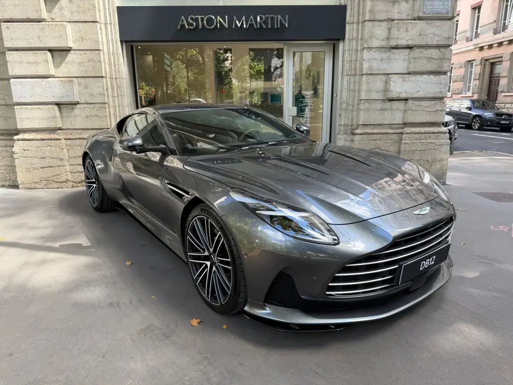 Aston Martin DB12 V8 Coupe 4.0 - 2025 - Joinsteer - #1