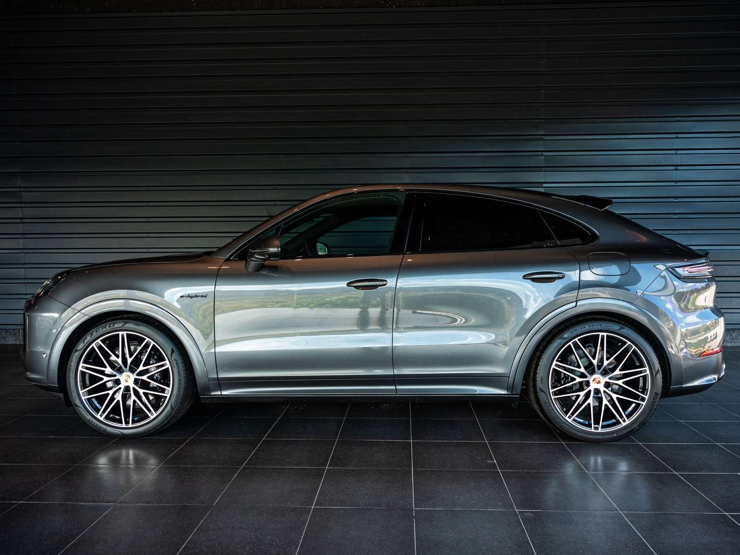Porsche Cayenne III E-Hybrid Coupé - 2025 - Joinsteer - #4