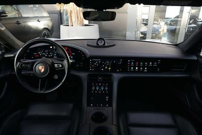 Porsche Taycan Turbo S