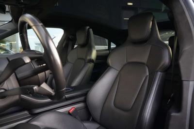 Porsche Taycan Turbo S
