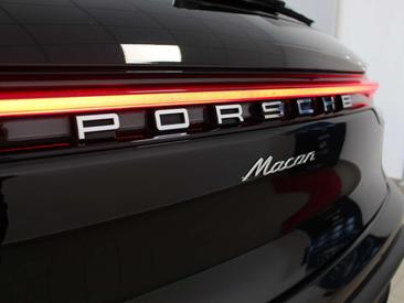 Porsche Macan 2.0 Pdk — photo 28