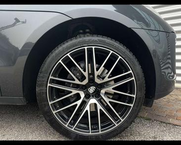 Porsche Macan PDK 2.0 — photo 11