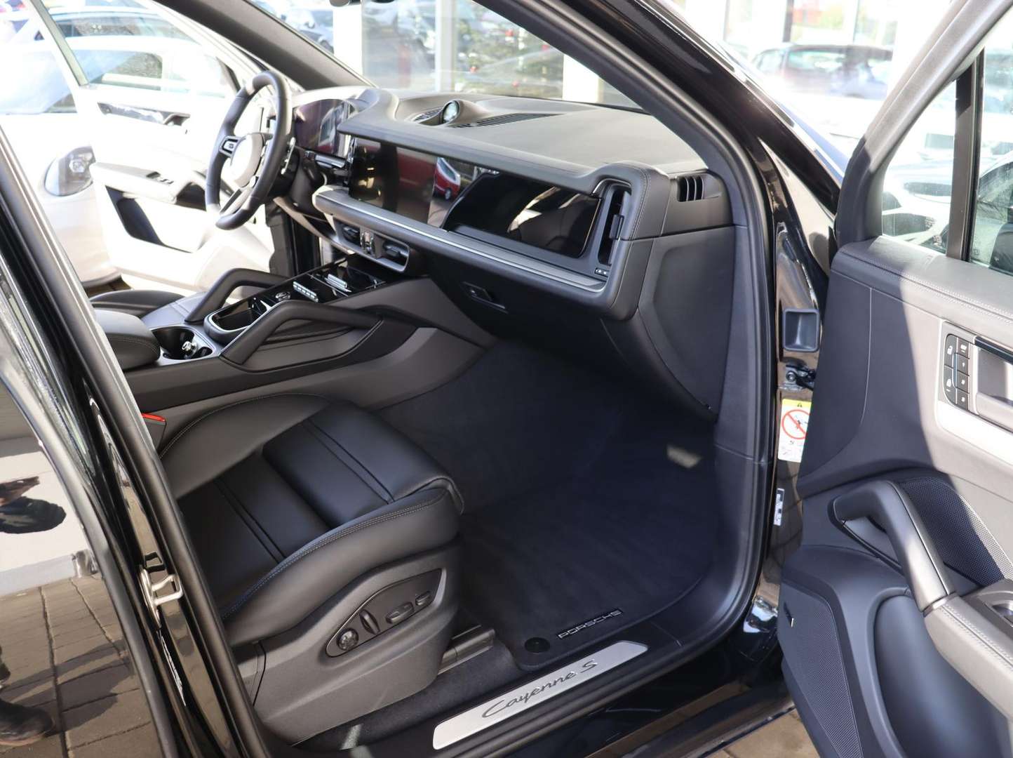 Porsche Cayenne S E-Hybrid - 2025 - Joinsteer - #4