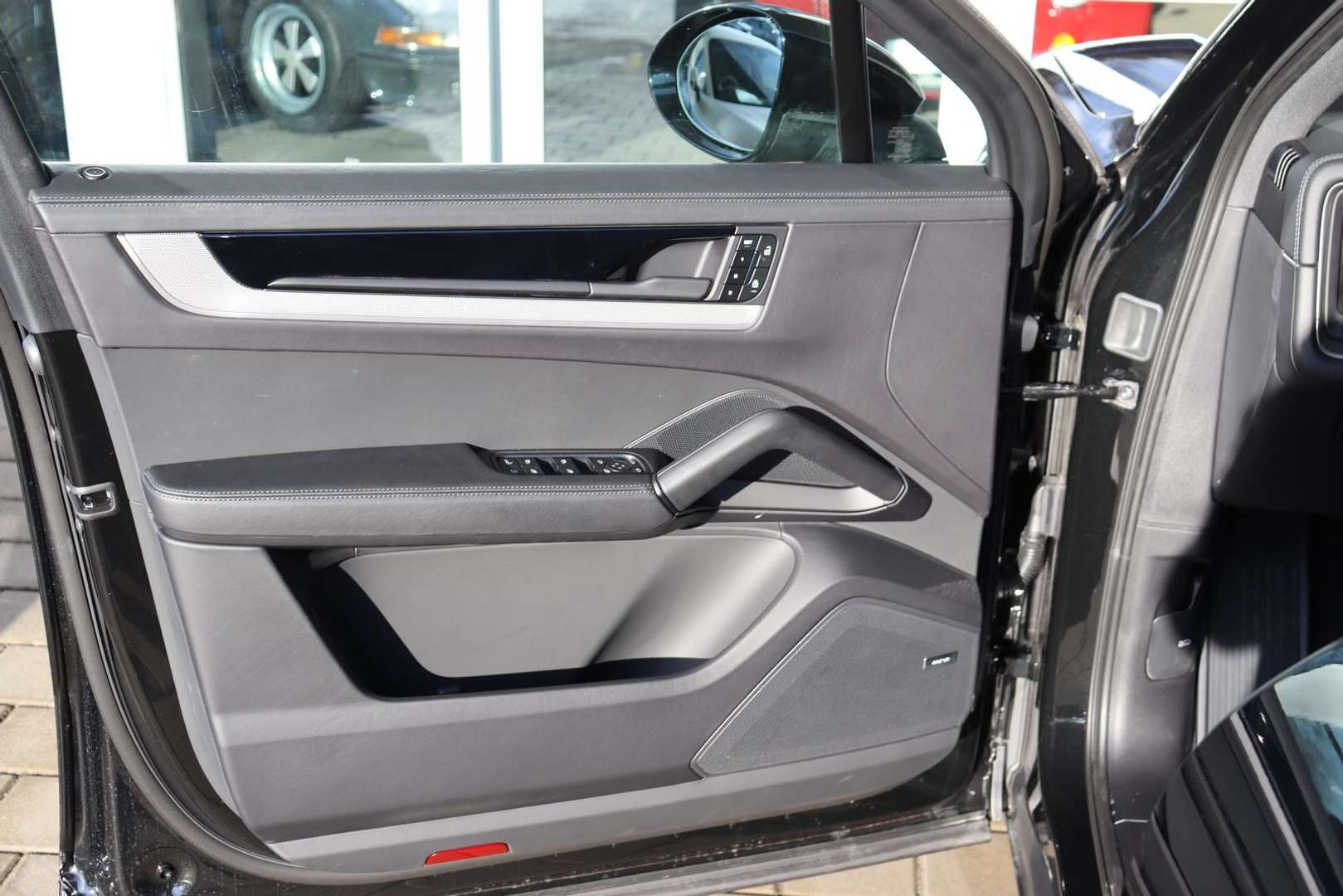 Porsche Cayenne S E-Hybrid - 2025 - Joinsteer - #17