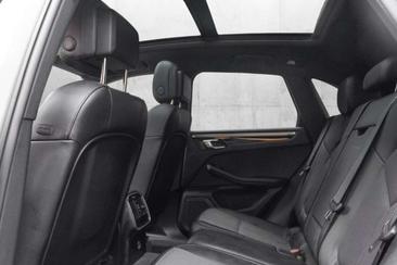 Porsche Macan 2.0 — photo 7