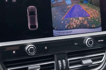 Porsche Macan 2.0 — photo 9