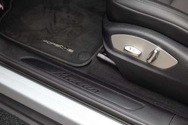 Porsche Macan 2.0 — photo 13