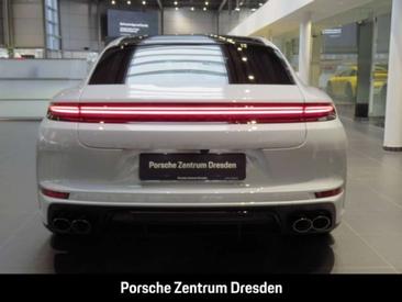 Porsche Panamera 4 — photo 7