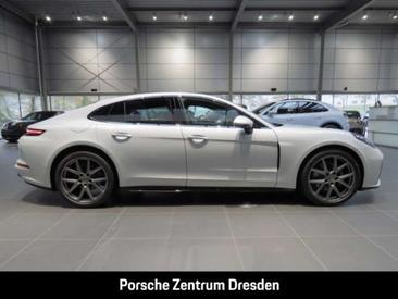 Porsche Panamera 4 — photo 9