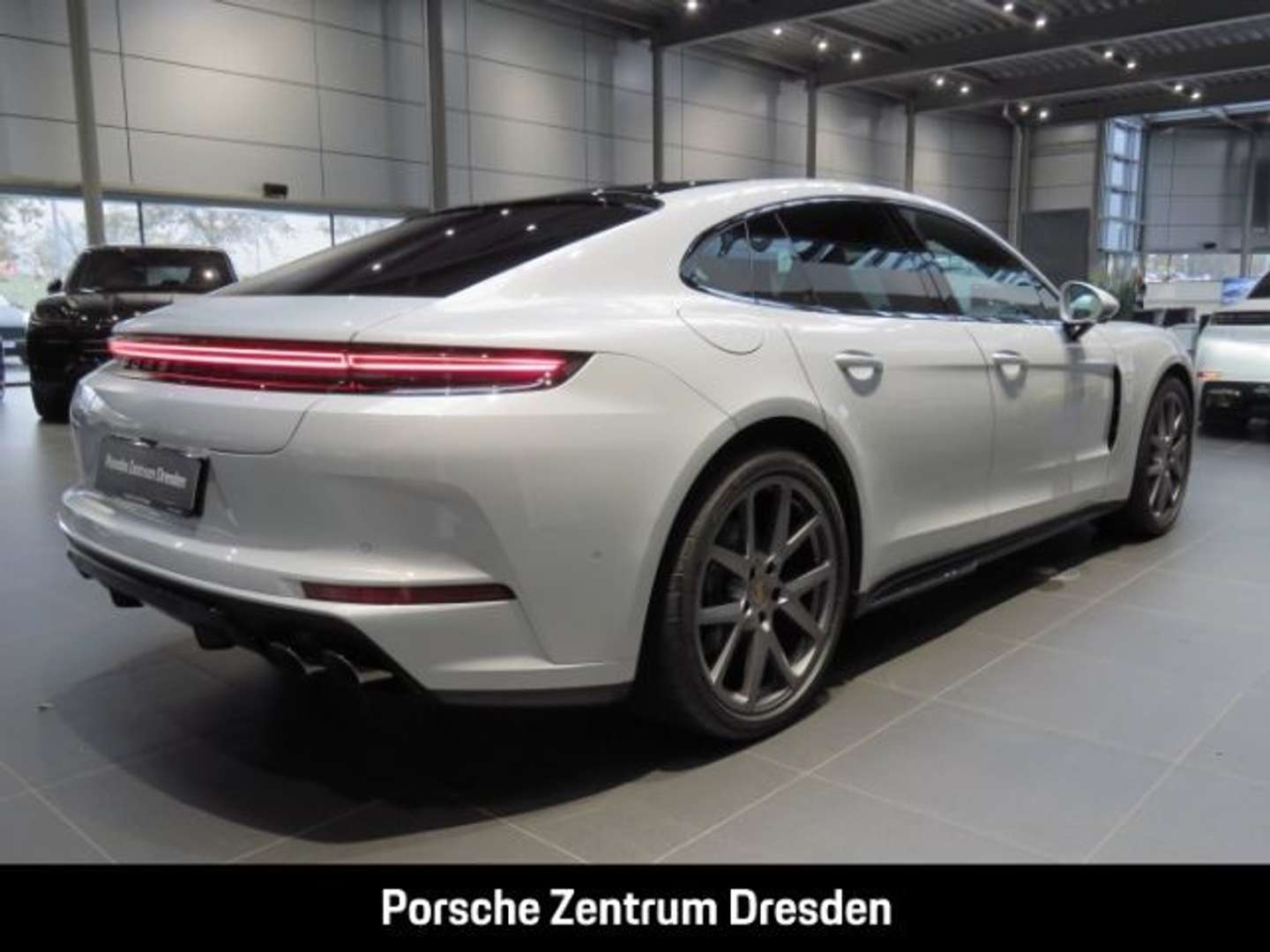 Porsche Panamera 4 - 2025 - Joinsteer - #10