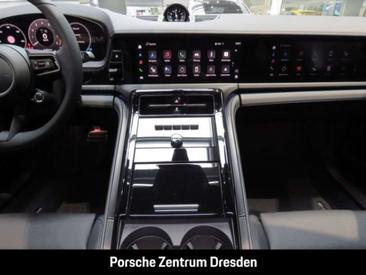 Porsche Panamera 4 — photo 18