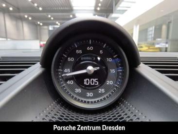 Porsche Panamera 4 — photo 24