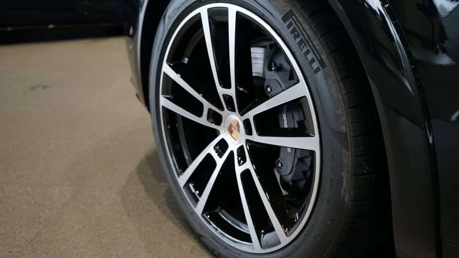 Porsche Cayenne Coupé Sport Design E-Hybrid - 2025 - Joinsteer - #4