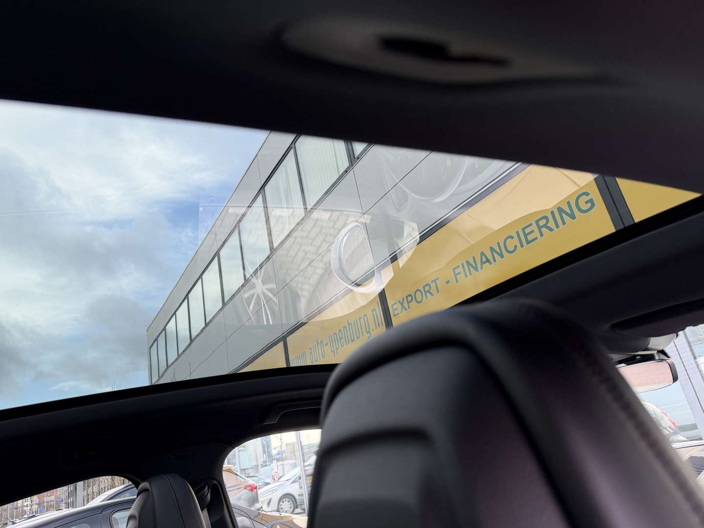 Porsche Cayenne II Sport Design 3.0 E-Hybrid - 2024 - Joinsteer - #4