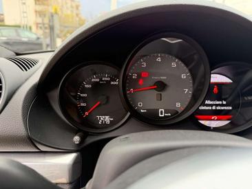 Porsche 718 Cayman S — photo 12
