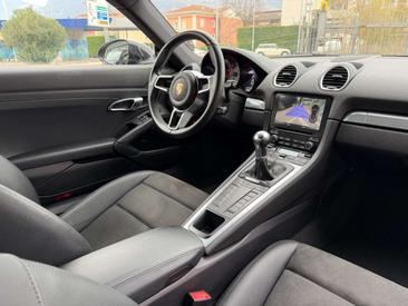 Porsche 718 Cayman S — photo 14