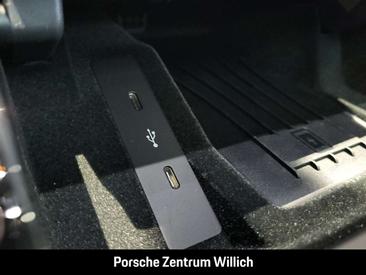 Porsche Panamera — photo 13