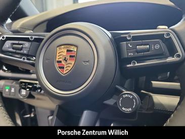 Porsche Panamera — photo 17