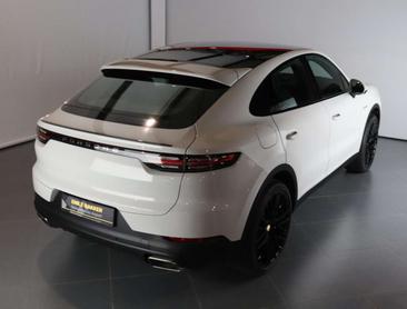 Porsche Cayenne III E-Hybrid Coupé — photo 3