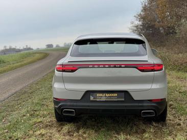 Porsche Cayenne III E-Hybrid Coupé — photo 7