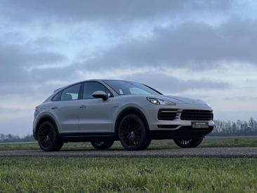 Porsche Cayenne III E-Hybrid Coupé — photo 30