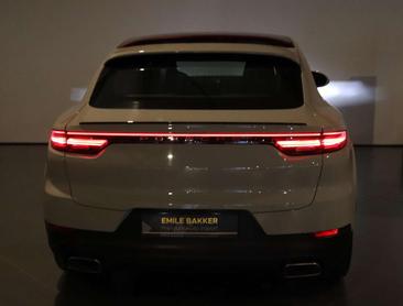 Porsche Cayenne III E-Hybrid Coupé — photo 40