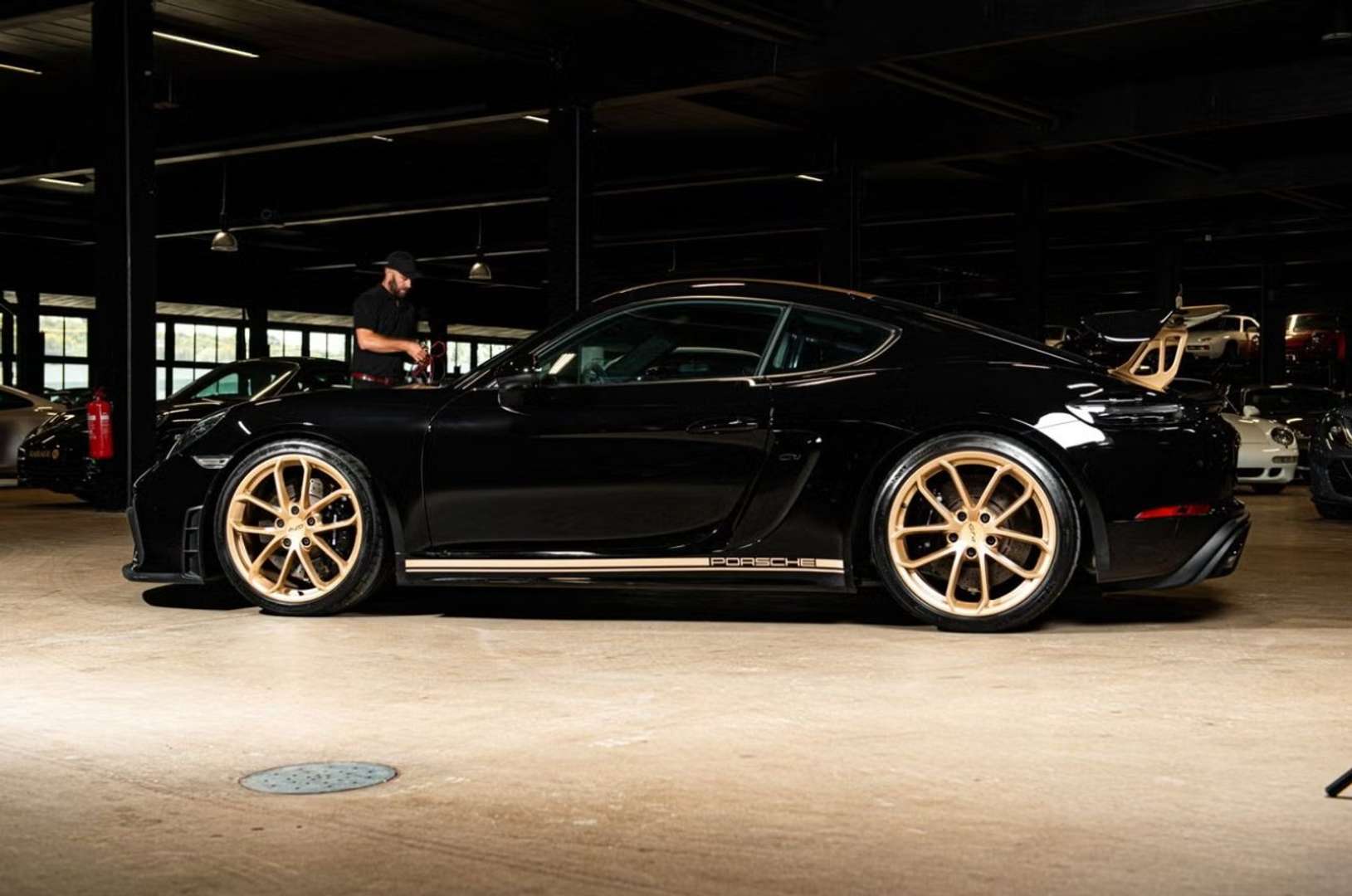 Porsche 718 Cayman GT4 - 2022 - Joinsteer - #4