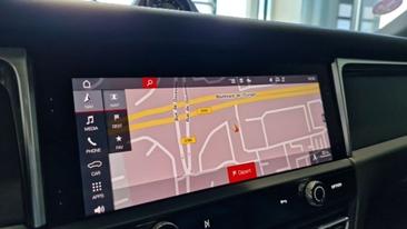 Porsche Macan GTS — photo 13