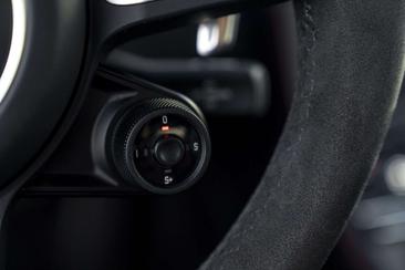 Porsche 718 Cayman GTS — photo 25