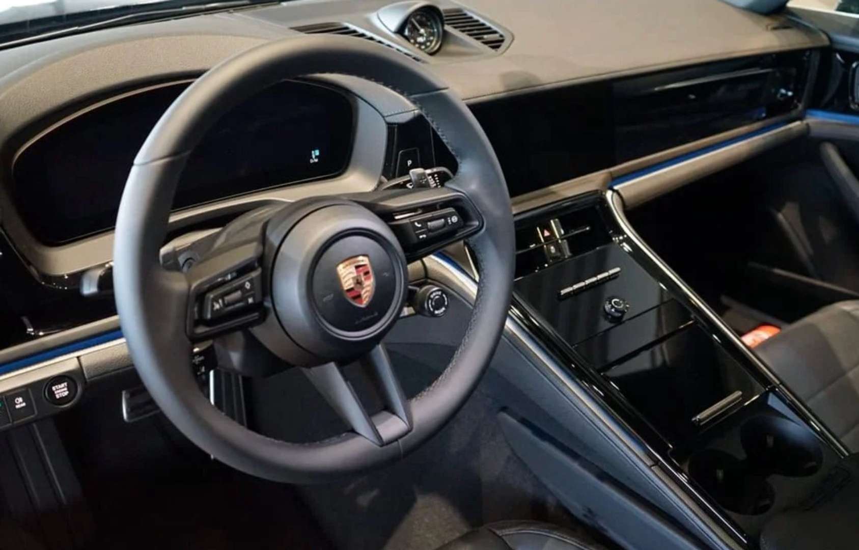 Porsche Panamera II 4 E-Hybrid - 2025 - Joinsteer - #2