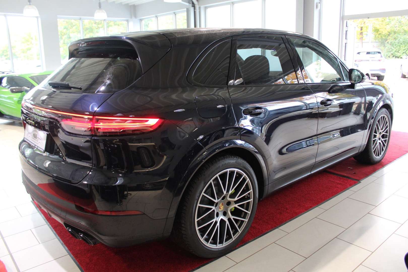 Porsche Cayenne II E-Hybrid Platinum Edition - 2023 - Joinsteer - #6