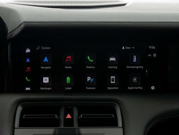 Porsche Taycan Base — photo 40