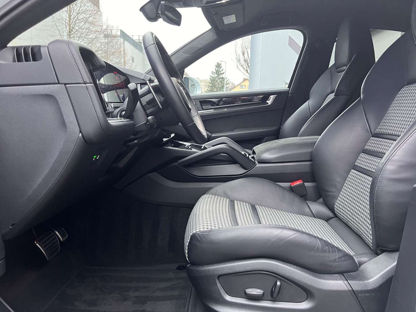Porsche Cayenne Coupé GTS - 2024 - Joinsteer - #5