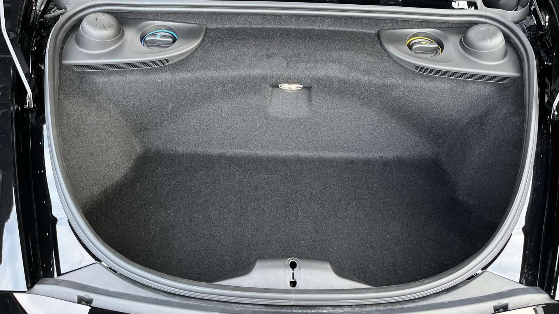 Porsche Boxster Spyder - 2025 - Joinsteer - #34