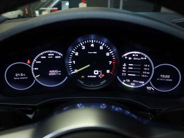 Porsche Cayenne III E-Hybrid Coupé — photo 8