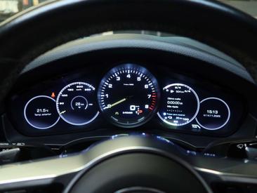 Porsche Cayenne III E-Hybrid Coupé — photo 37