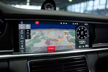 Porsche Panamera II GTS — photo 41