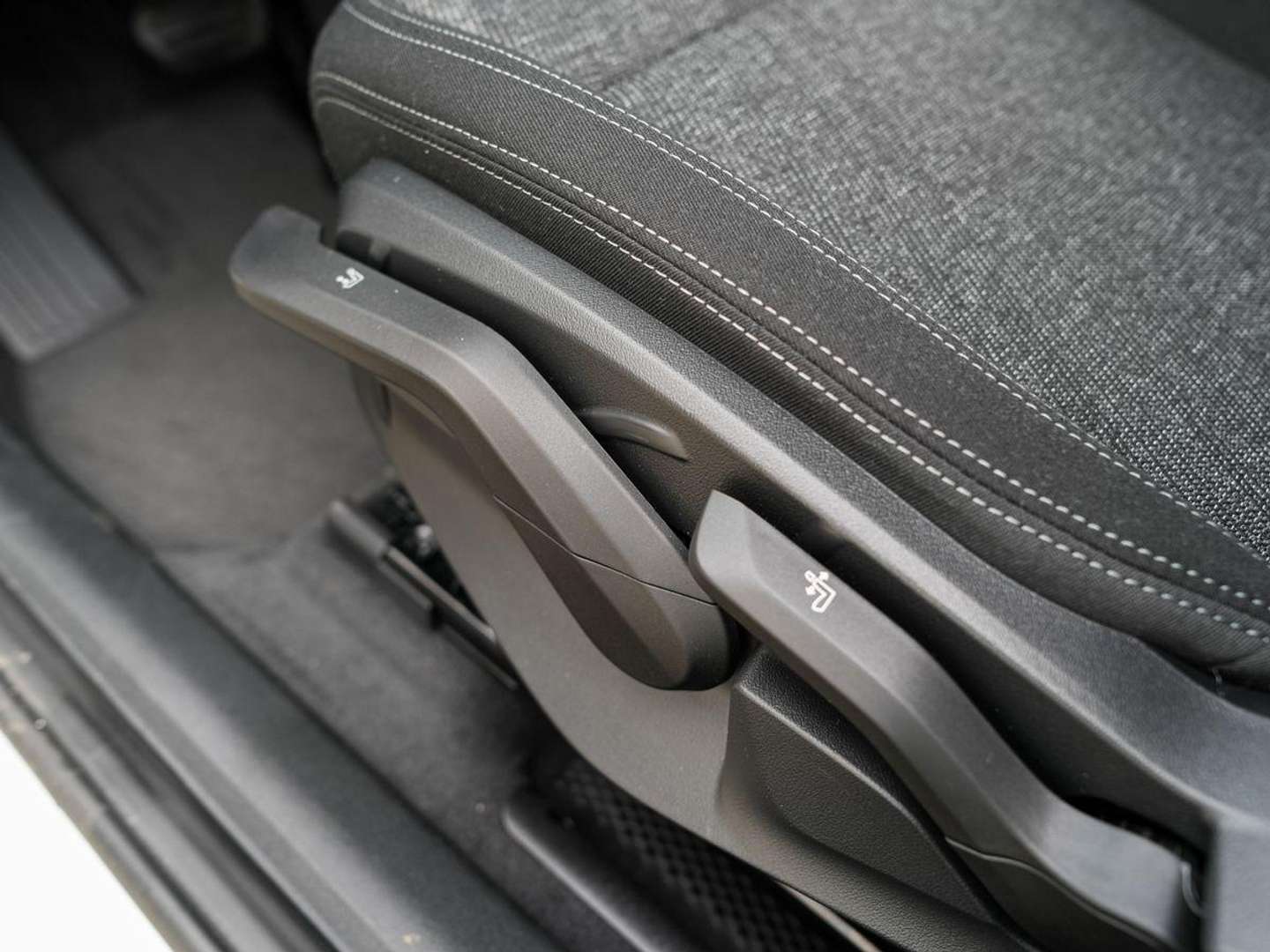 BMW 218i Active Tourer - 2025 - Joinsteer - #5