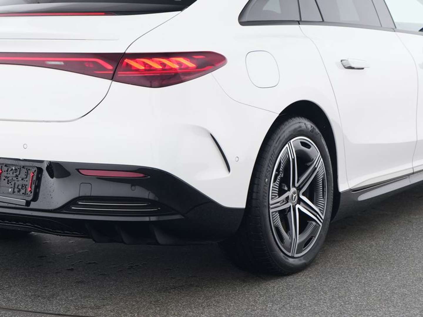 Mercedes EQE 350 Night Edition - 2025 - Joinsteer - #4