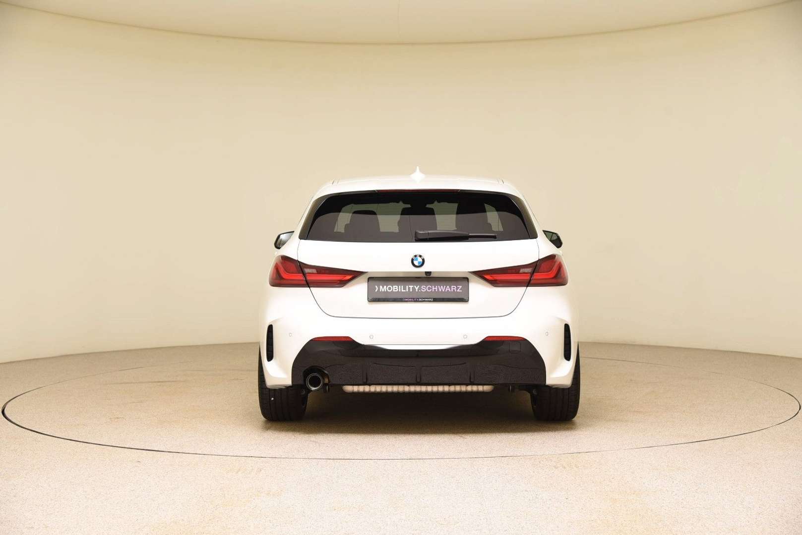 BMW 118i M Sport - 2024 - Joinsteer - #3