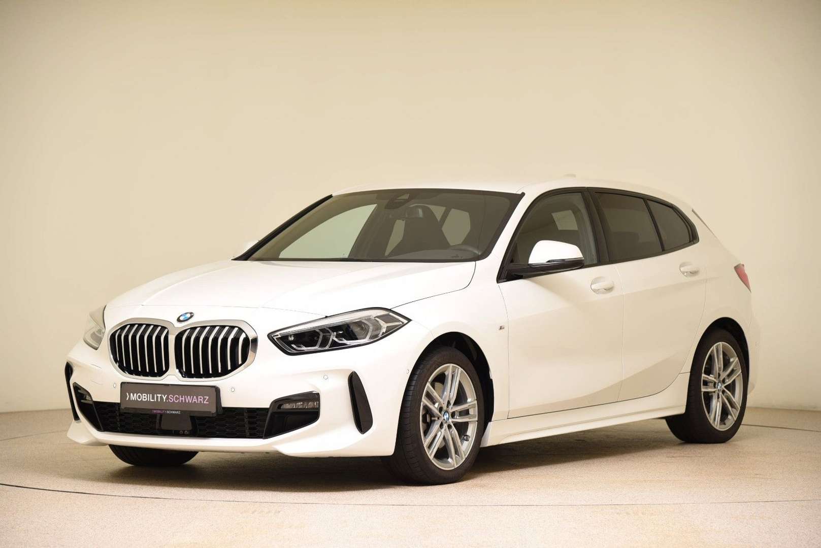 BMW 118i M Sport - 2024 - Joinsteer - #1