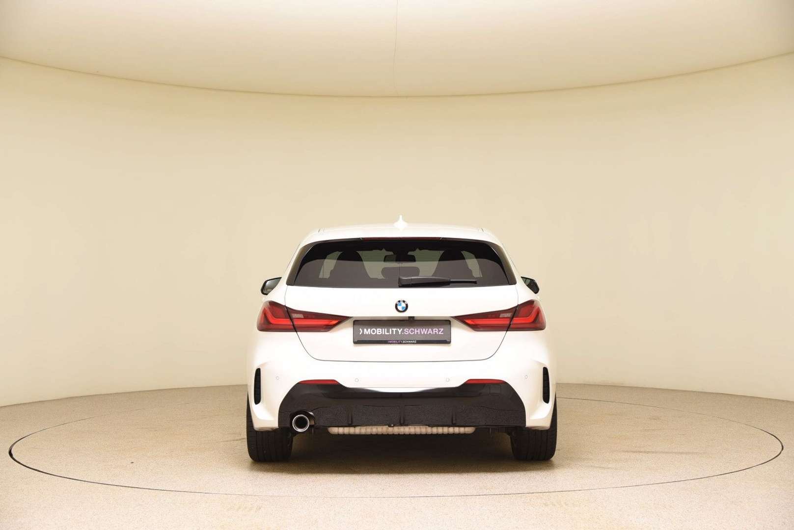 BMW 118i M Sport - 2024 - Joinsteer - #3