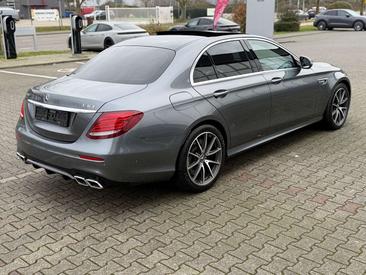 Mercedes Classe E63 AMG 63 — photo 9