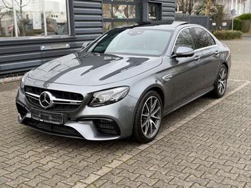 Mercedes Classe E63 AMG 63 — photo 11
